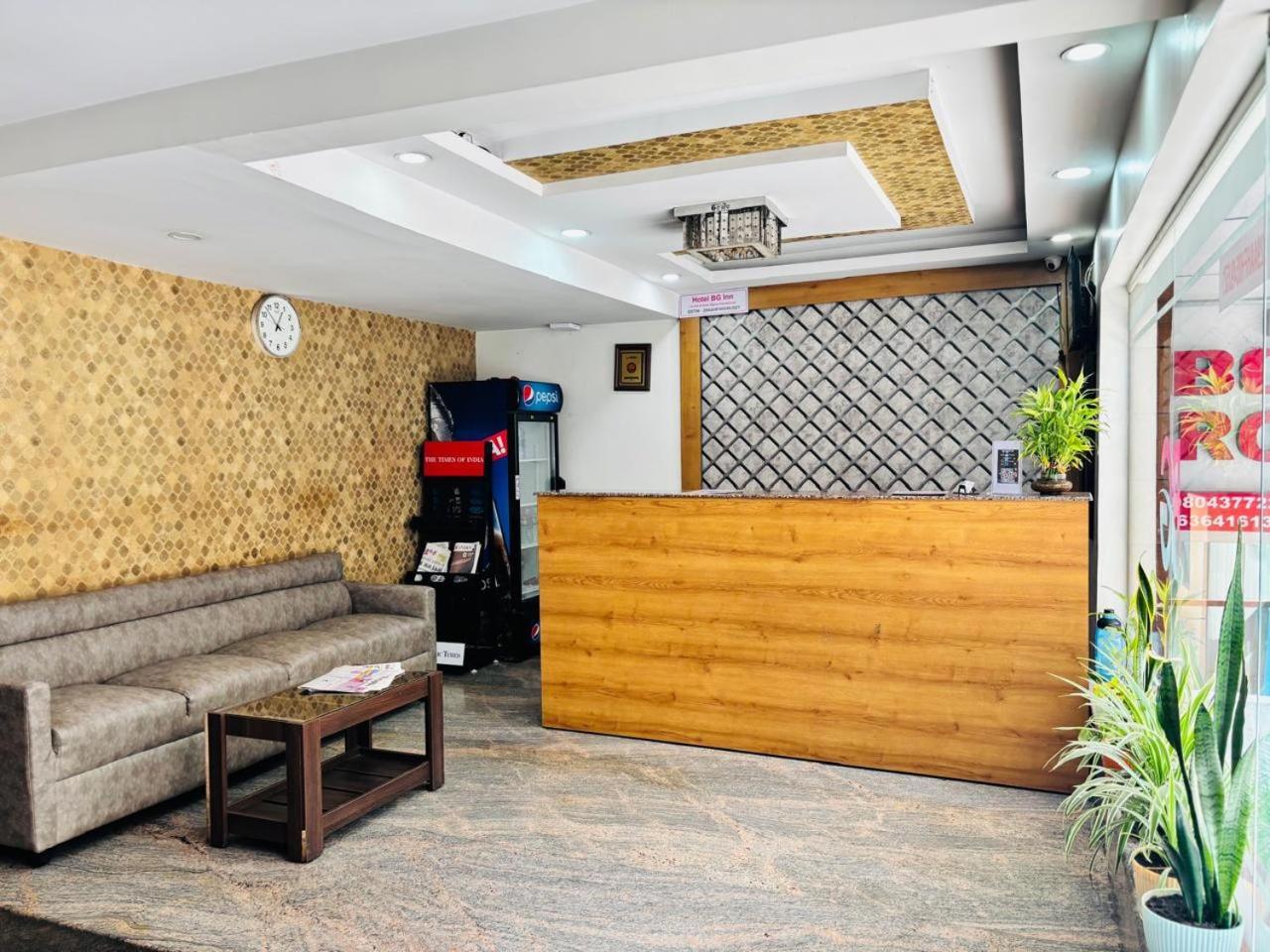 Hotel Bg Inn Бангалор Екстериор снимка